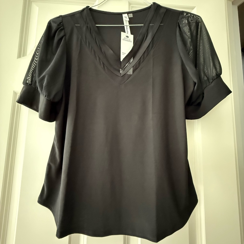 NY Collection Puff Sleeve V Neck Top